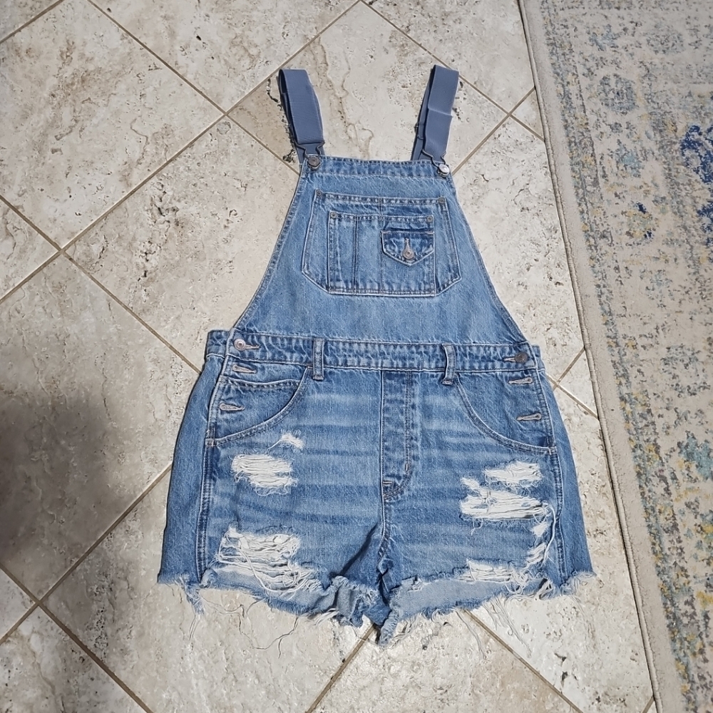 American Eagle Distressed Boyfriend Shortall Romper Size M